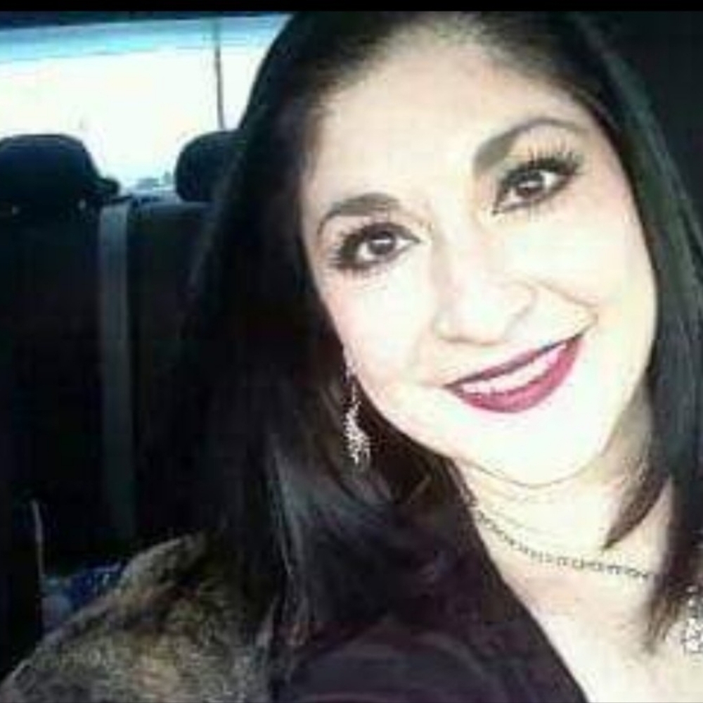 Meet your Posher, Sandra